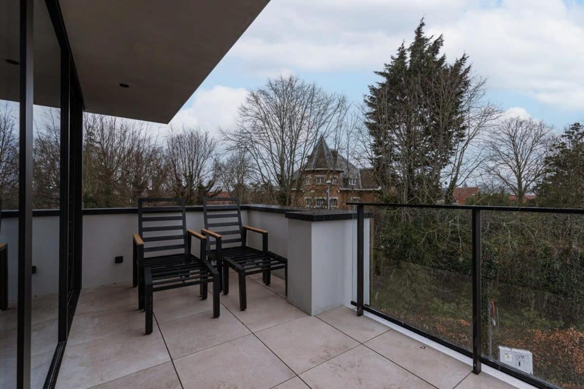 Huswell - With Two Large Terraces Apartment Zedelgem