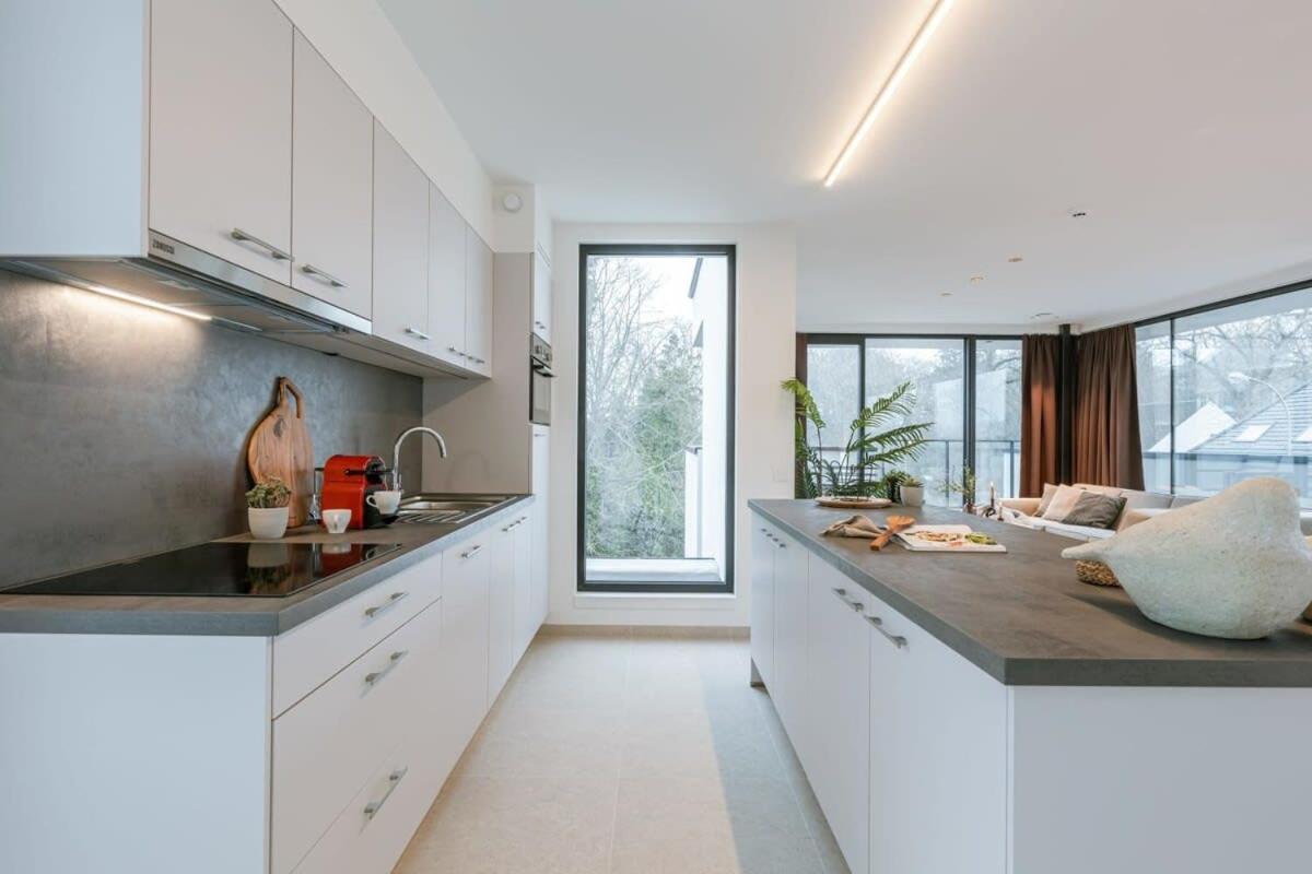 Huswell - With Two Large Terraces Apartment